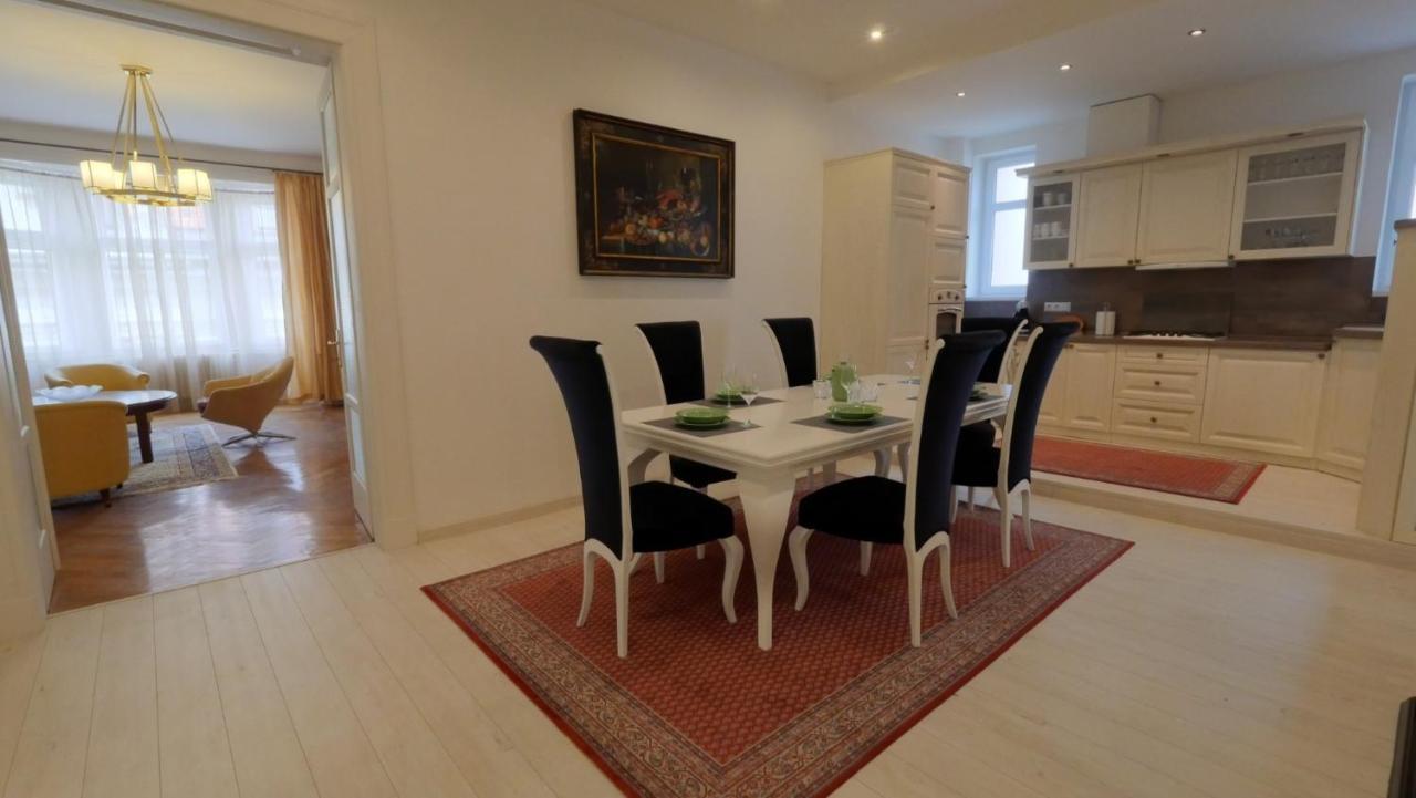 Velky 3I Apartman V Centre Mesta Братислава Экстерьер фото